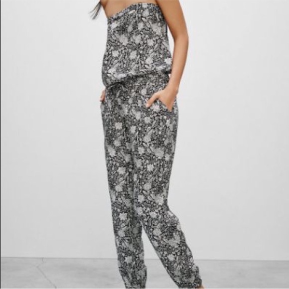 Aritzia TALULA Tabata Strapless Jumpsuit Romper Pockets Black White Floral Sz XS - Picture 2 of 11